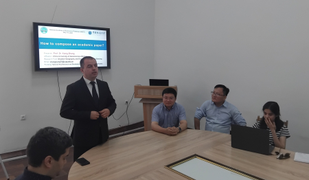 Визит профессоров Китайского Университета геонаук  в Институт