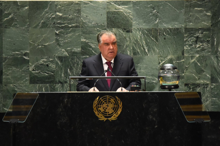 Выступление Президента Республики Таджикистан Эмомали Рахмона на церемонии открытия Конференции ООН по среднесрочному всеобъемлющему обзору целей Международного десятилетия действий «Вода для устойчивого развития, 2018-2028 годы»