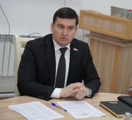 Таҳким бахшидани арзишҳои миллӣ ва ваҳдати миллӣ - вазифаи муҳими аҳли илм